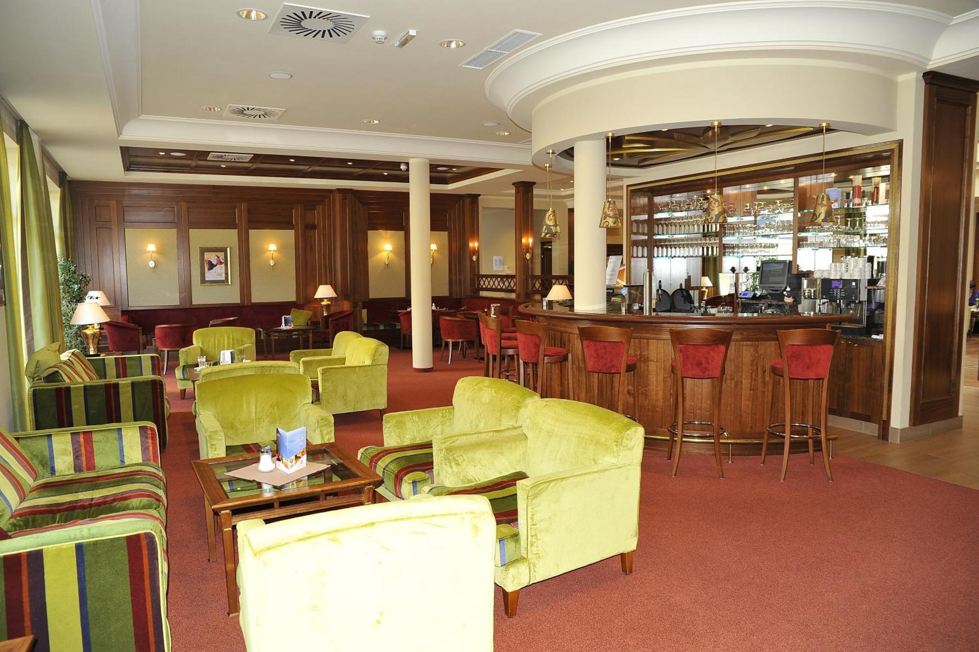Gesundheitsresort Bad St. Leonhard 바트상크레온하드임라반탈 외부 사진