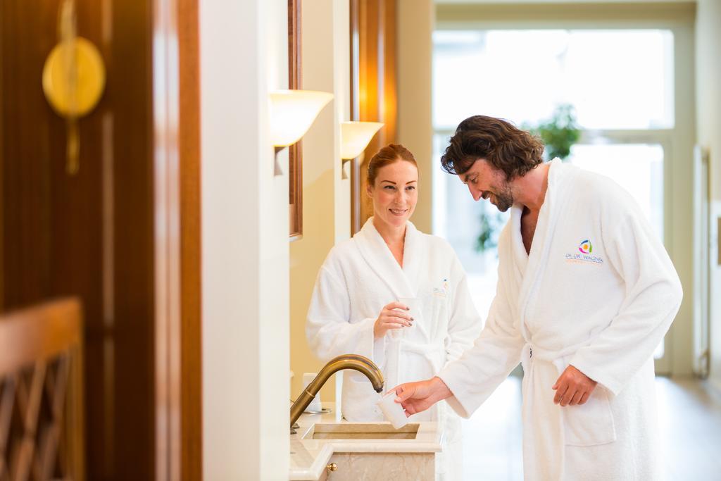 Gesundheitsresort Bad St. Leonhard 바트상크레온하드임라반탈 외부 사진