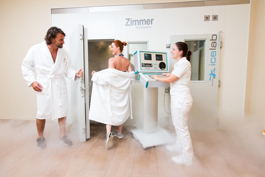 Gesundheitsresort Bad St. Leonhard 바트상크레온하드임라반탈 외부 사진
